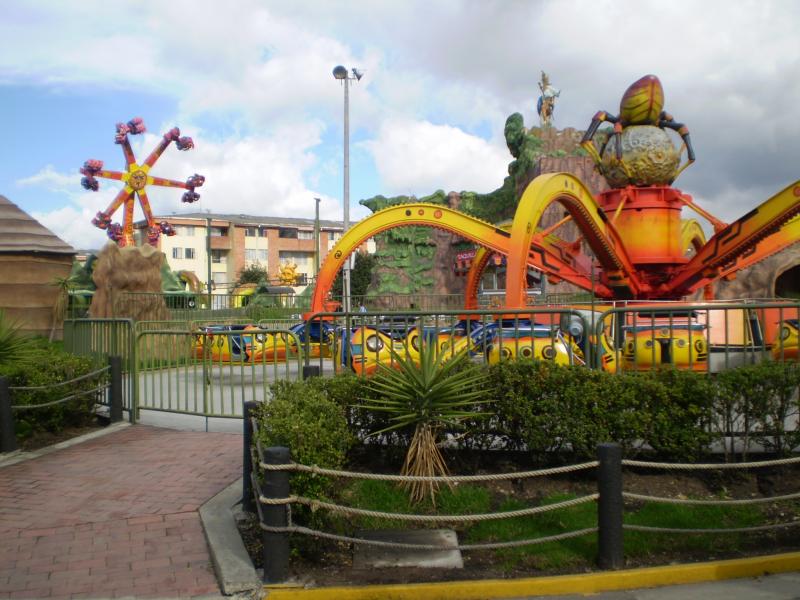 Parque Mundo Aventure Colombia Amusement Park
